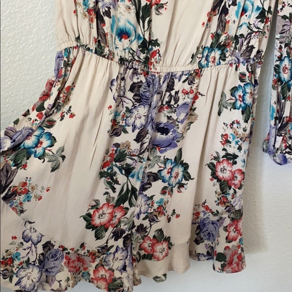 Floral Romper - Picture 3 of 4